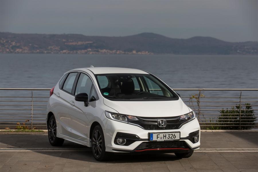  Honda Jazz Dynamic 2017 года  (WW) (фото 29 из 41)